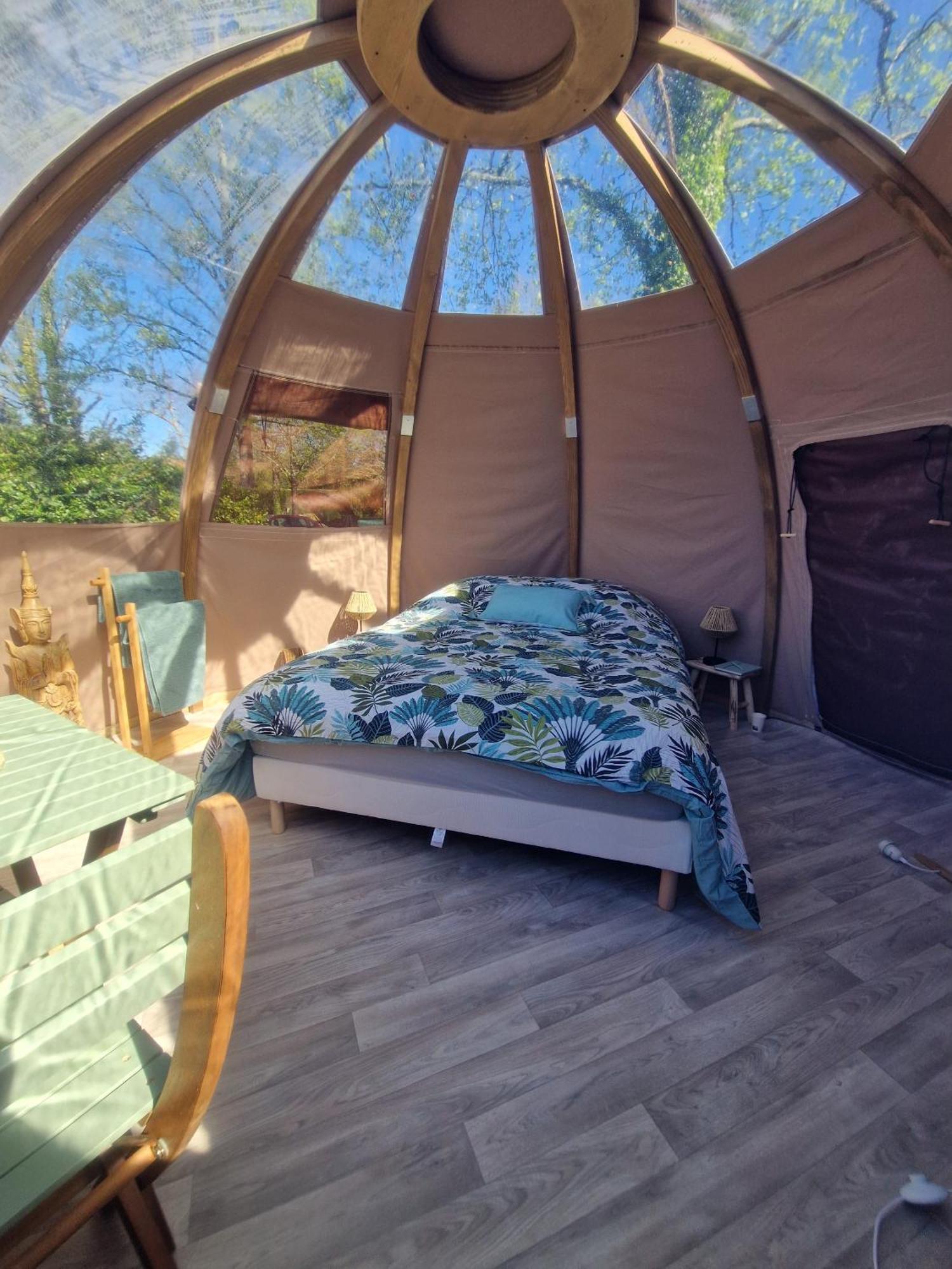 Sorde-lʼAbbaye Les Nuits De Cassiopee Bed & Breakfast 部屋 写真