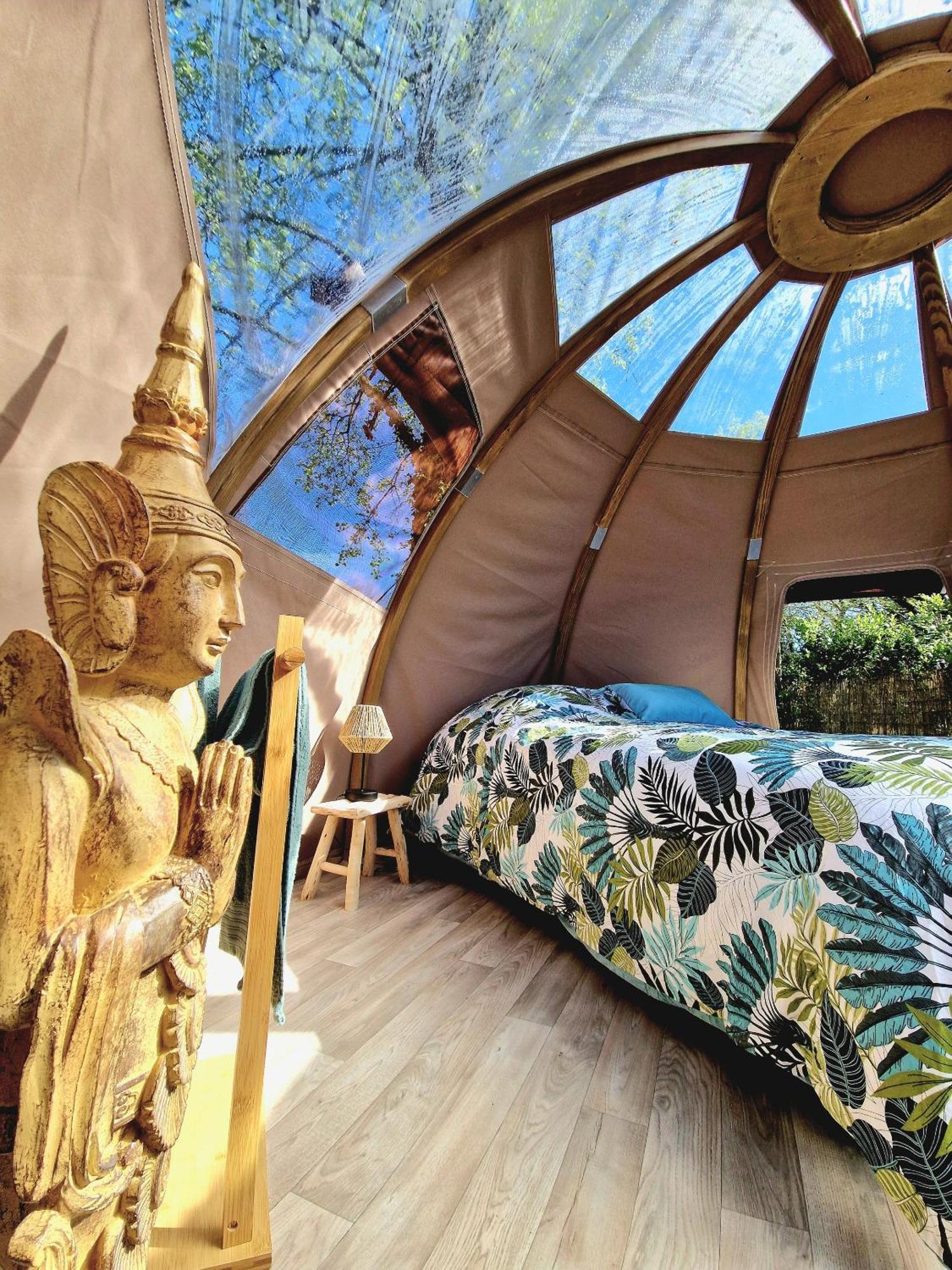 Sorde-lʼAbbaye Les Nuits De Cassiopee Bed & Breakfast 部屋 写真
