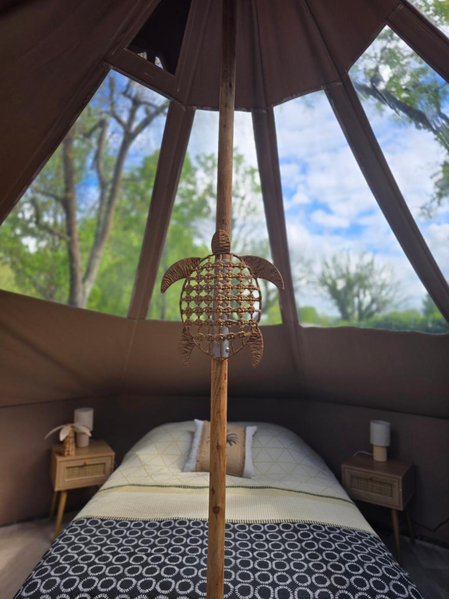 Sorde-lʼAbbaye Les Nuits De Cassiopee Bed & Breakfast エクステリア 写真