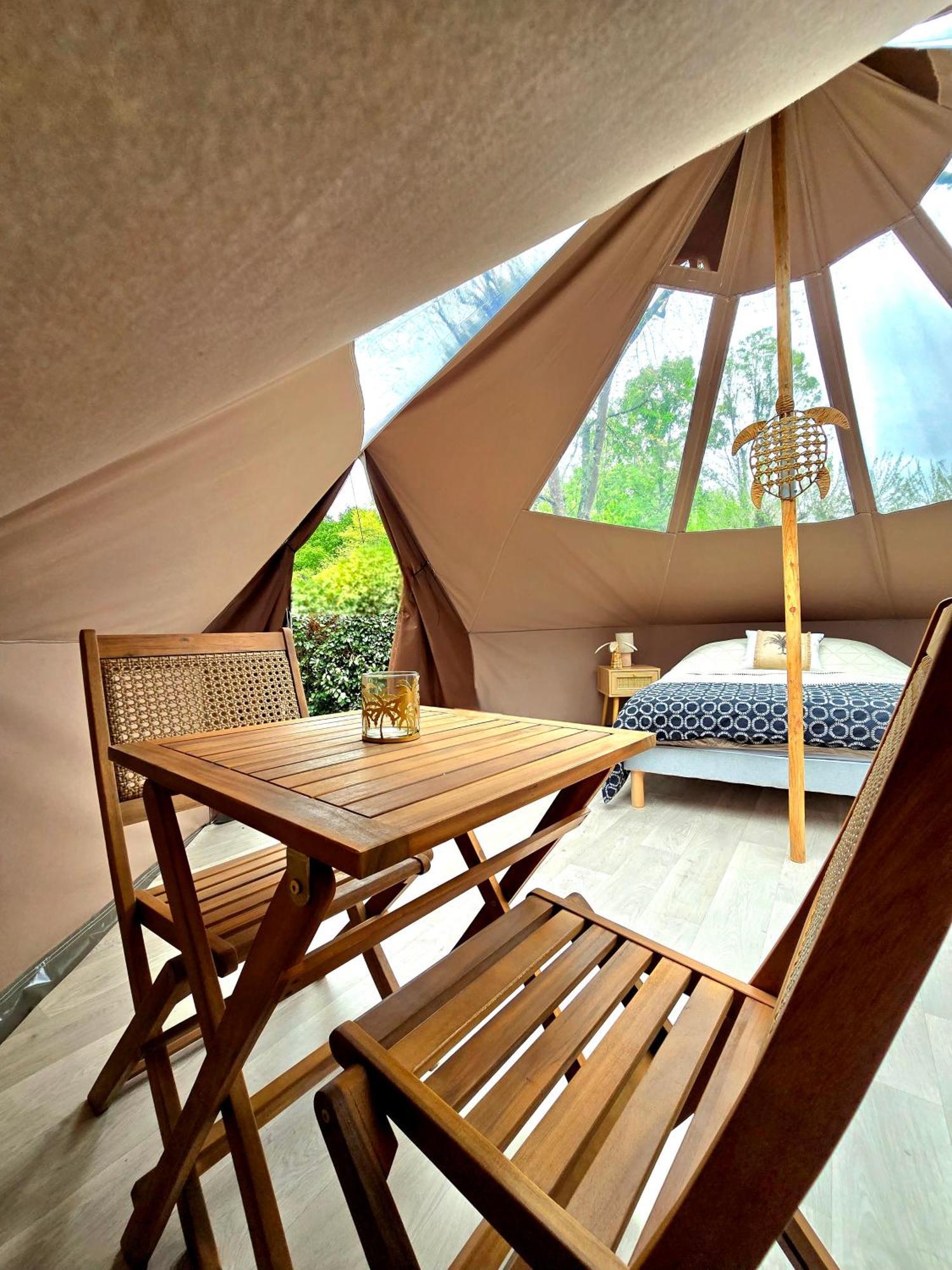 Sorde-lʼAbbaye Les Nuits De Cassiopee Bed & Breakfast エクステリア 写真