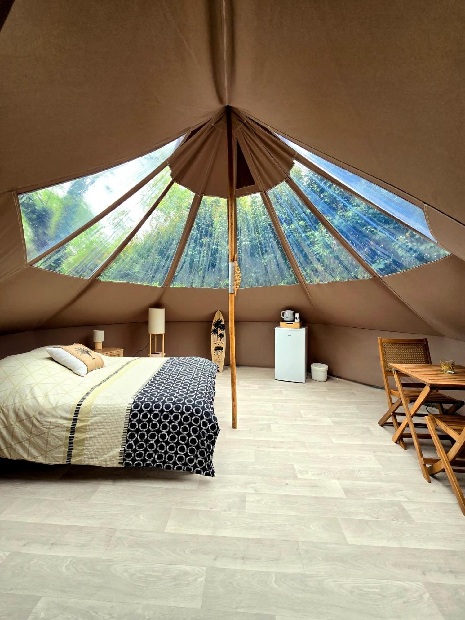 Sorde-lʼAbbaye Les Nuits De Cassiopee Bed & Breakfast エクステリア 写真