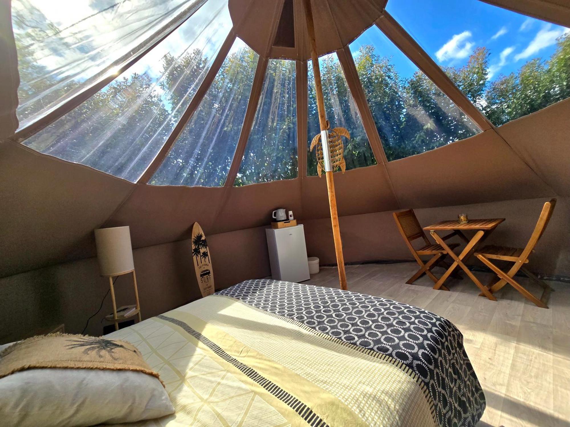 Sorde-lʼAbbaye Les Nuits De Cassiopee Bed & Breakfast エクステリア 写真